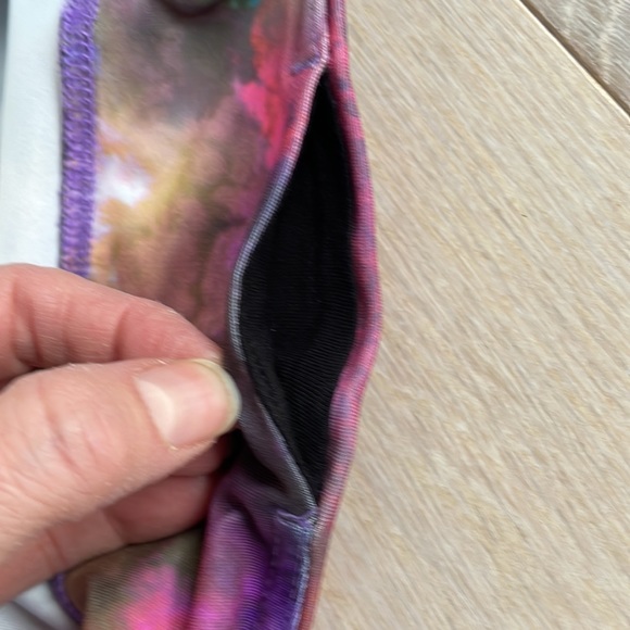 Vogo Athletica capri length workout pants - Picture 7 of 7